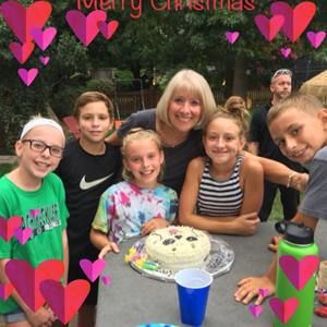 Meet your Posher, Lucy